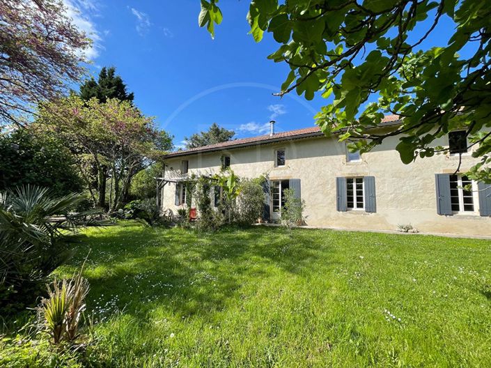 Image No.1-5 Bed House for sale