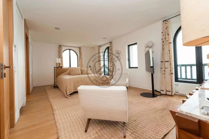 Image No.16-House for sale