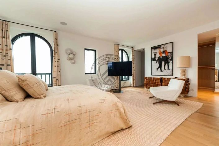 Image No.18-House for sale