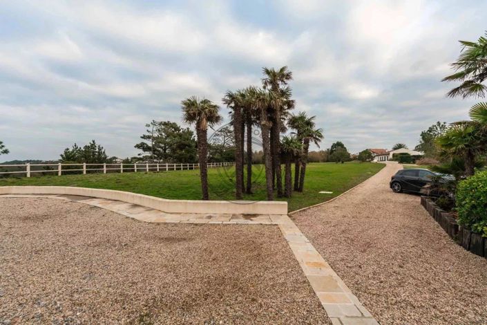 Image No.23-House for sale