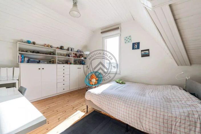 Image No.20-House for sale