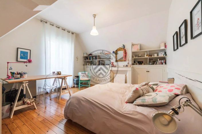 Image No.22-House for sale