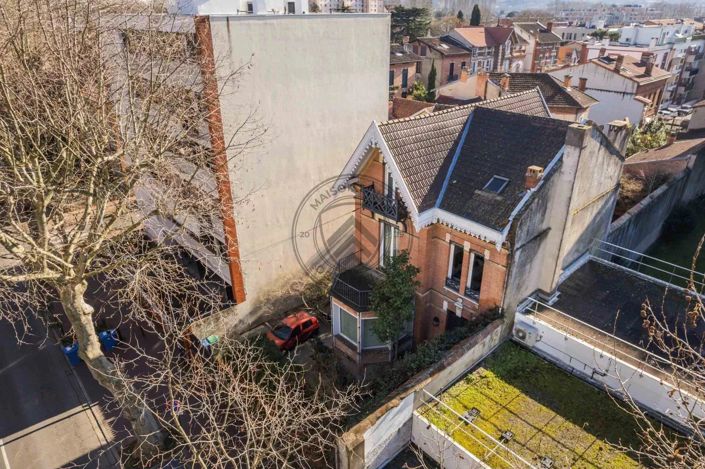 Image No.25-House for sale