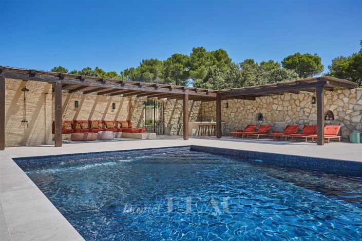 Image No.7-6 Bed House for sale