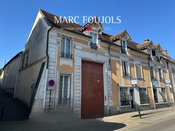 1 - Roissy-en-France, Property