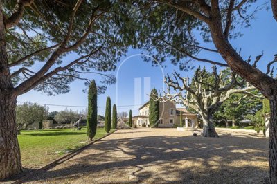 1 - L'Isle-sur-la-Sorgue, House