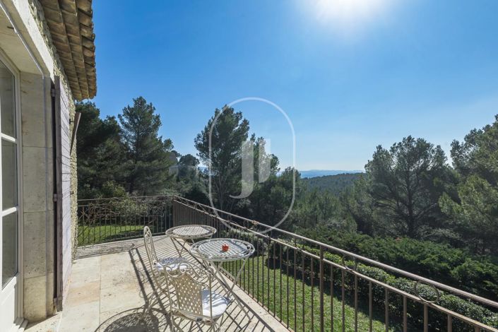 Image No.12-4 Bed House for sale