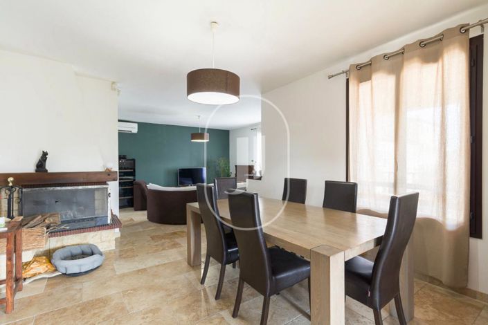 Image No.5-4 Bed House for sale