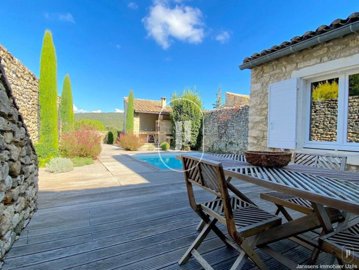 1 - Cornillon, House
