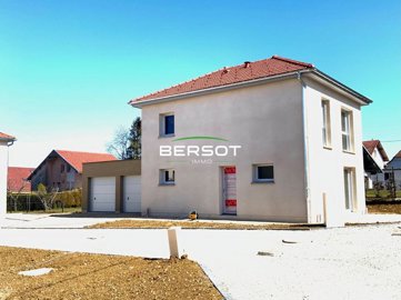 1 - Montlebon, Maison