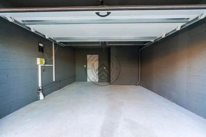 Image No.17-House for sale