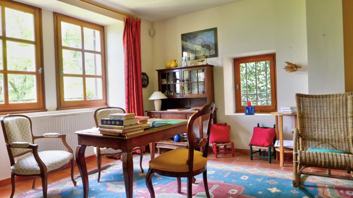 Image No.9-4 Bed House for sale