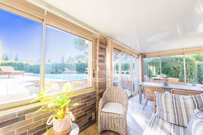 Image No.10-3 Bed House for sale