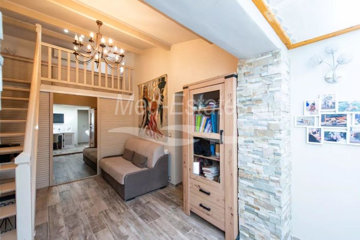 Image No.13-3 Bed House for sale