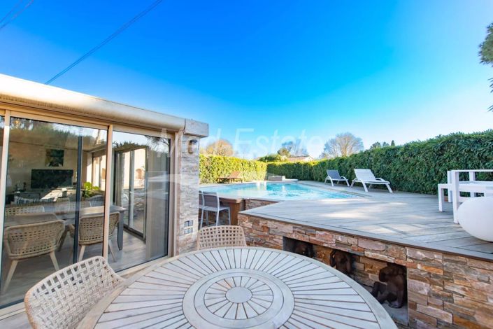 Image No.21-3 Bed House for sale