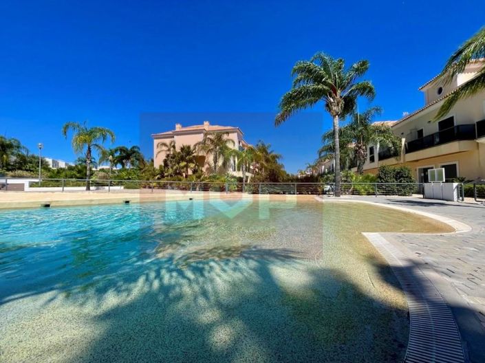 Image No.17-3 Bed Apartment for sale