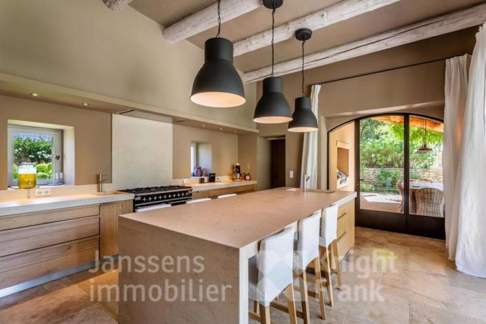 Image No.3-Maison de 6 chambres à vendre à Bonnieux