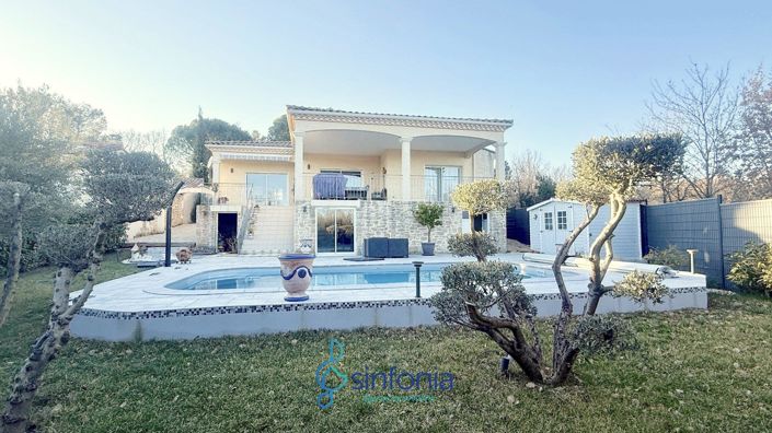 Image No.1-3 Bed House for sale
