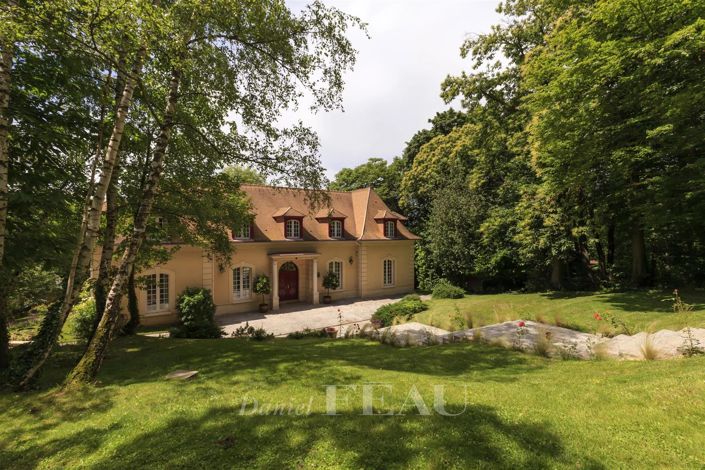 Image No.1-5 Bed House for sale