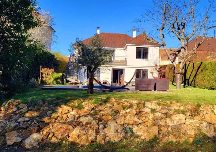 Image No.1-3 Bed House for sale