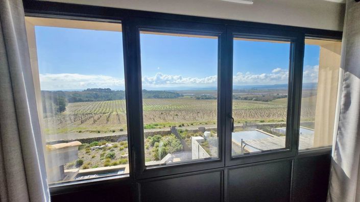 Image No.11-3 Bed House for sale