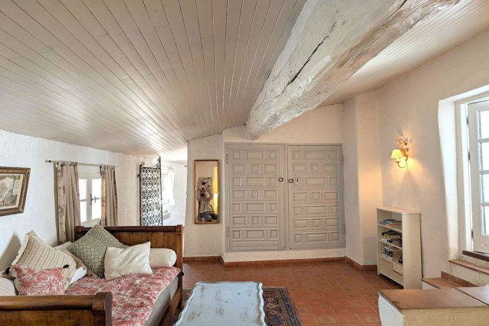 Image No.15-2 Bed Apartment for sale