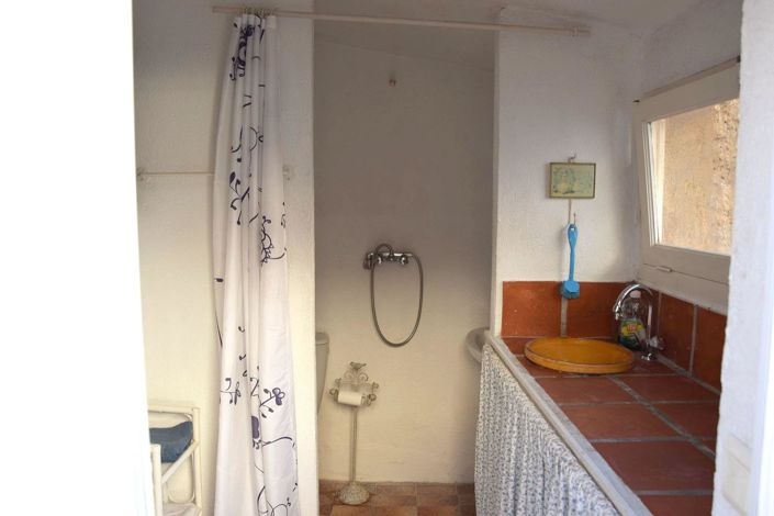 Image No.18-2 Bed Apartment for sale