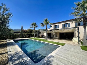 Maison de 4 chambres à vendre à Le Plan-de-la-Tour