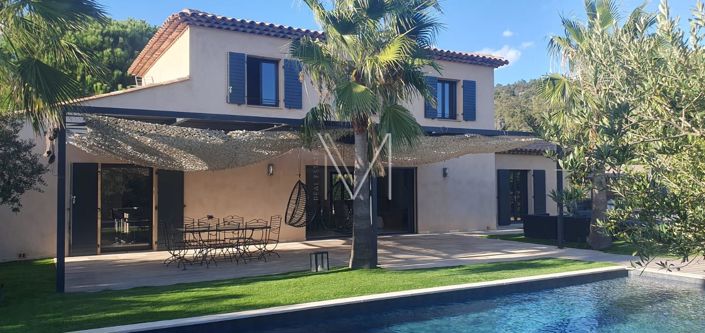 Image No.2-Maison de 4 chambres à vendre à Le Plan-de-la-Tour