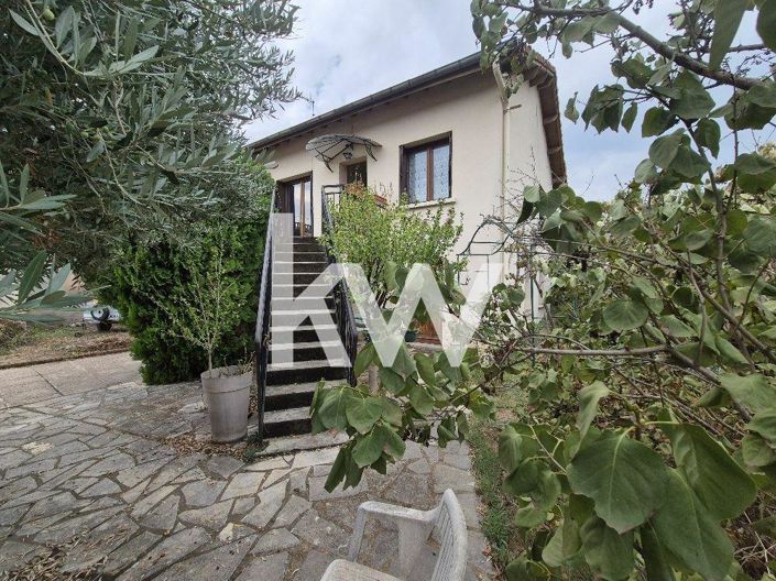 Image No.1-Maison de 2 chambres à vendre à Nîmes