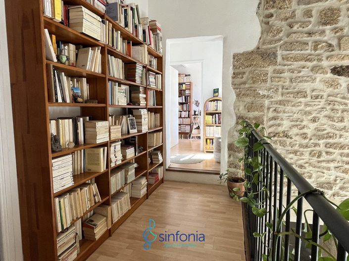 Image No.3-Maison de 4 chambres à vendre à Uzès