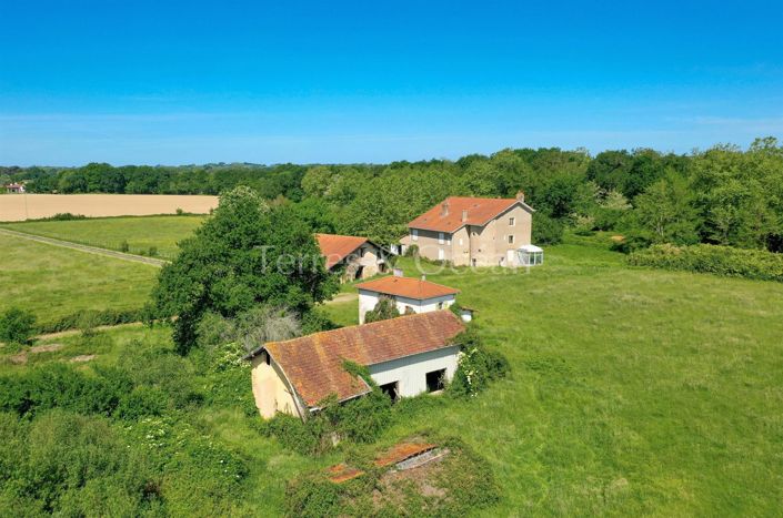 Image No.2-10 Bed House for sale