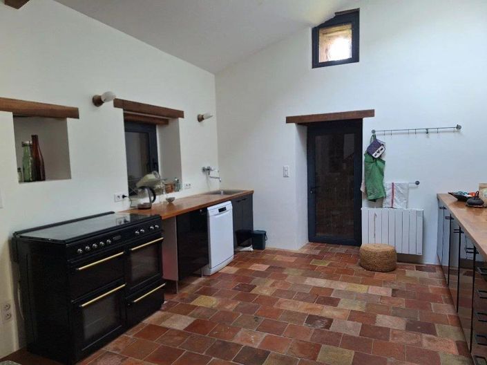 Image No.15-4 Bed House for sale