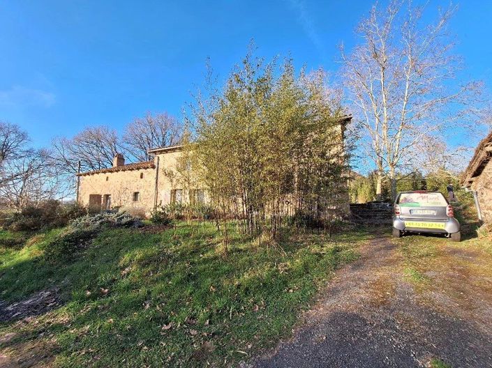 Image No.2-4 Bed House for sale