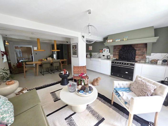 Image No.12-3 Bed House for sale