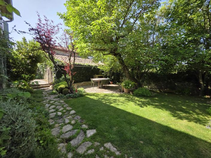 Image No.22-3 Bed House for sale