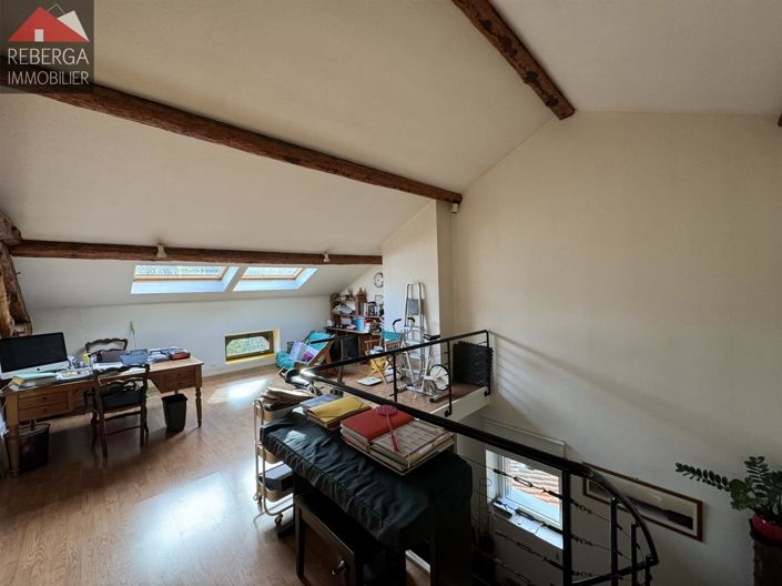 Image No.16-5 Bed House for sale