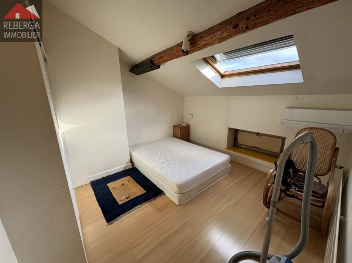 Image No.17-5 Bed House for sale