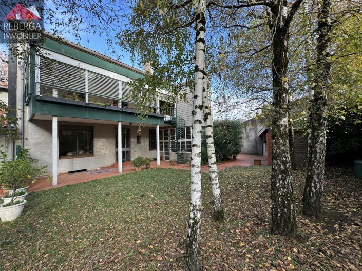 Image No.5-5 Bed House for sale