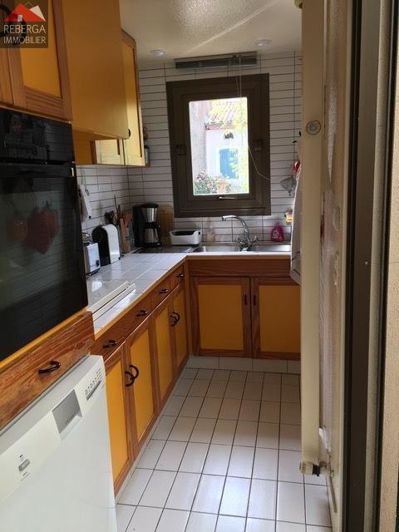 Image No.9-5 Bed House for sale