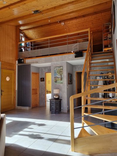 Image No.16-3 Bed House for sale