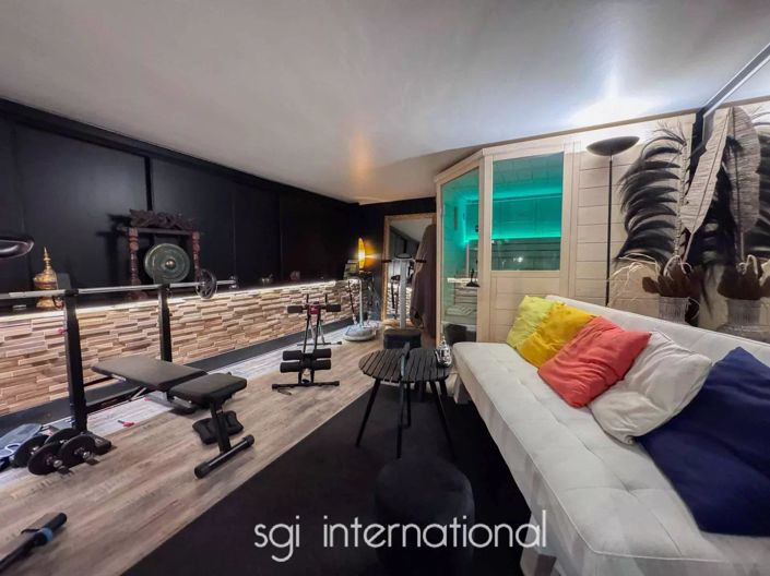 Image No.6-3 Bed House for sale