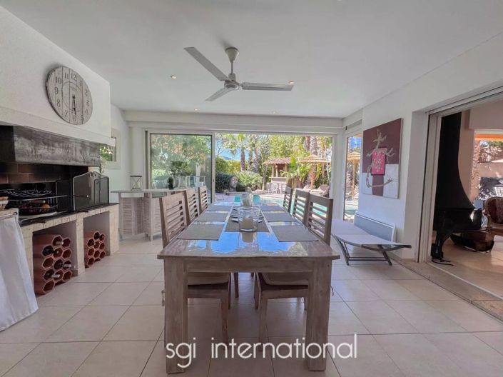 Image No.8-3 Bed House for sale