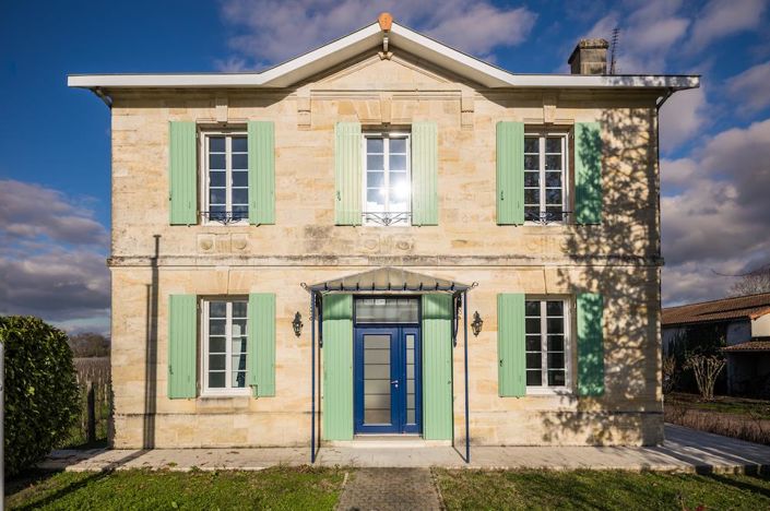 Image No.1-6 Bed House for sale