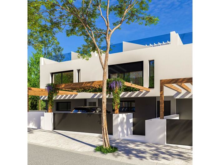 Image No.2-4 Bed House for sale