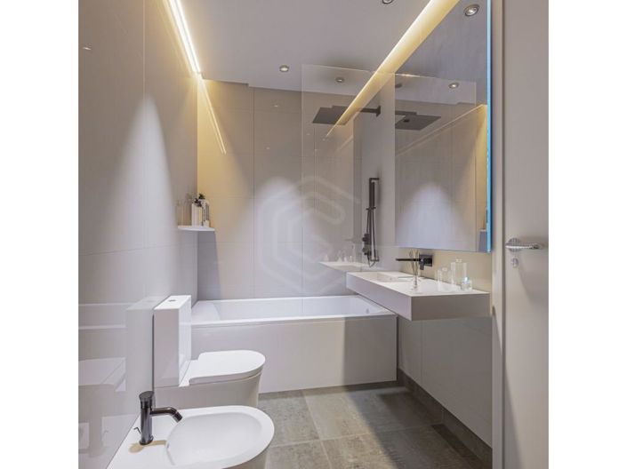 Image No.8-4 Bed House for sale