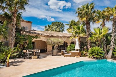 Maison de 5 chambres à vendre à Grimaud