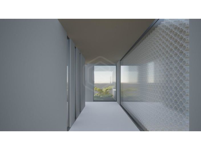 Image No.10-3 Bed House for sale