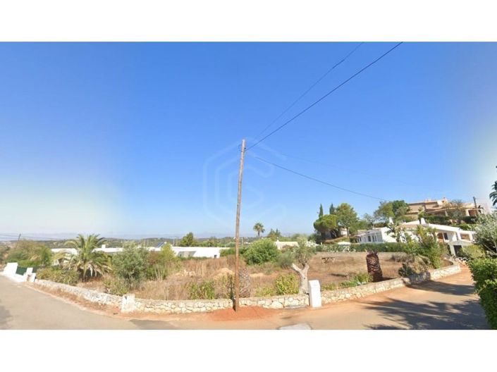 Image No.11-3 Bed House for sale