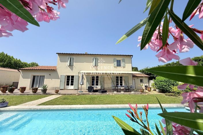 Image No.1-4 Bed House for sale